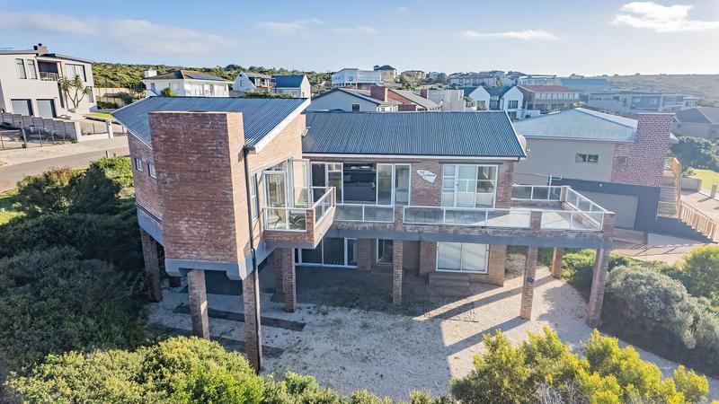 4 Bedroom Property for Sale in Jongensfontein Western Cape